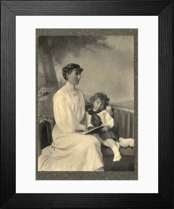 Framed Print : RMS Titanic passengers Lily and Jack Odell Framed Print : RMS Titanic passengers Lily and Jack Odell