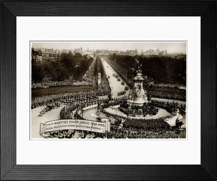 Framed Print : George V - Silver Jubilee Procession at Victoria Memorial Framed Print : George V - Silver Jubilee Procession at Victoria Memorial