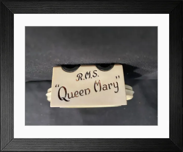 Framed Print : Ocean Liners - RMS Queen Mary Bakelite ashtray (detail) Framed Print : Ocean Liners - RMS Queen Mary Bakelite ashtray (detail)