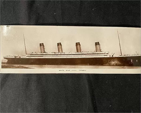 White Star Line, RMS Titanic - bookpost postcard