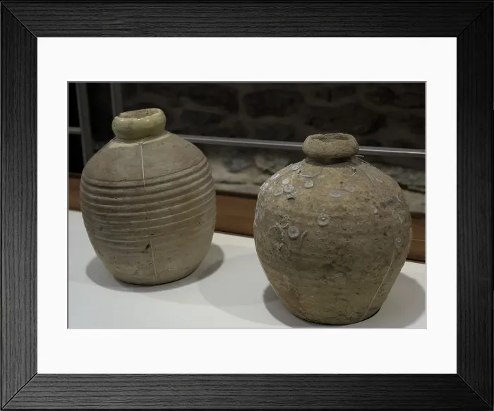 Framed Print : Small amphoras. 16th-18th centuries Framed Print : Small amphoras. 16th-18th centuries