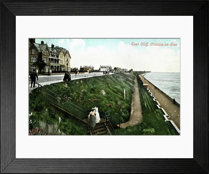 Framed Print : East Cliff, Clacton-on-Sea, Essex Framed Print : East Cliff, Clacton-on-Sea, Essex