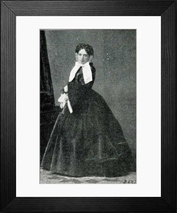 Framed Print : Cora Pearl, English courtesan in France Framed Print : Cora Pearl, English courtesan in France