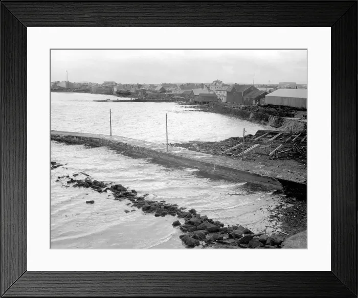 Framed Print : A view of Keflavik village, Iceland Framed Print : A view of Keflavik village, Iceland