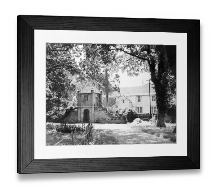 Framed Print : Poxwell Manor House, Dorset Framed Print : Poxwell Manor House, Dorset