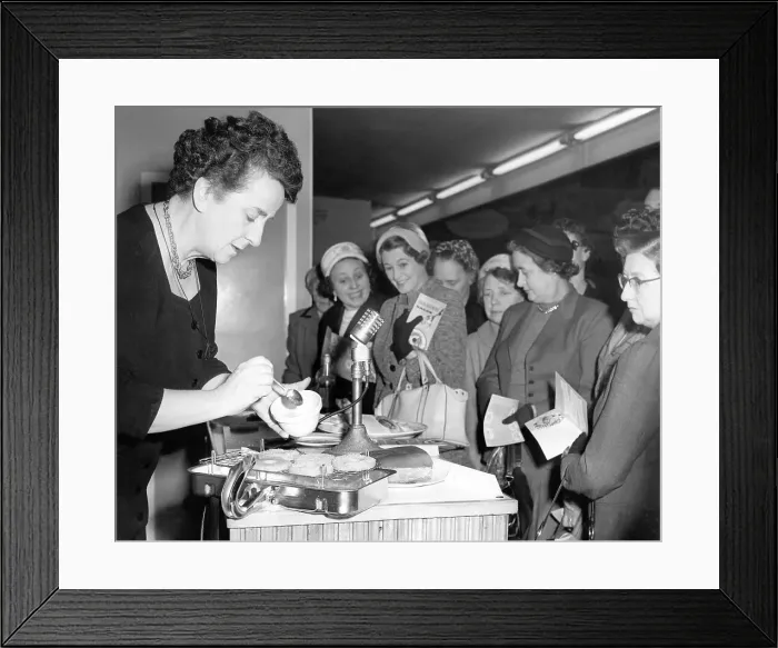 Framed Print : Cookery demonstration Framed Print : Cookery demonstration