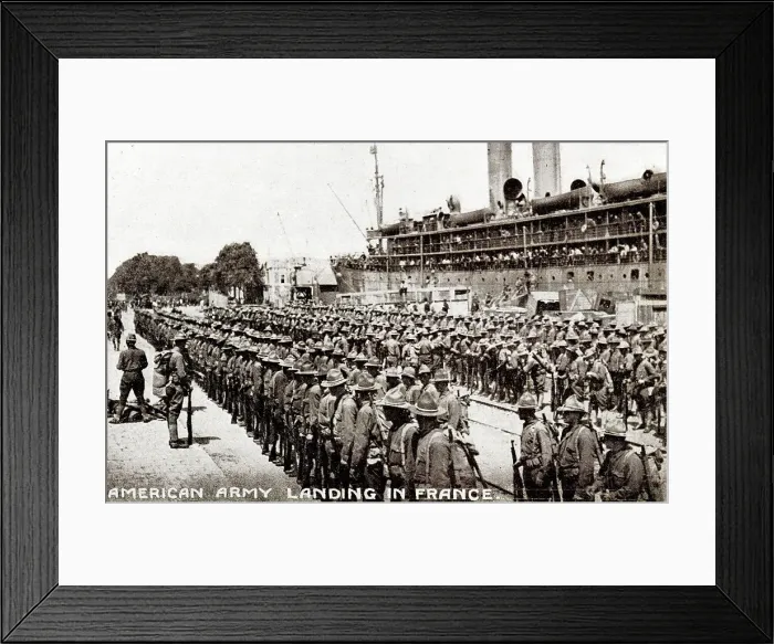 Framed Print : American Army landing in France, WW1 Framed Print : American Army landing in France, WW1