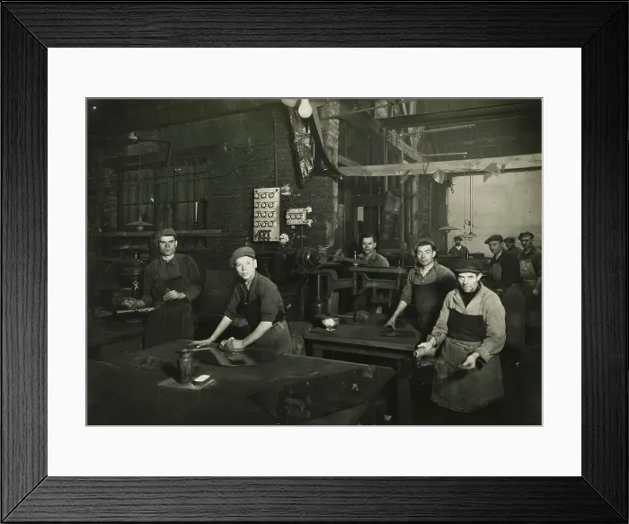 Framed Print : Glas Spiegelfabriek Vitraux. Mirror and Stained Glass Makers Framed Print : Glas Spiegelfabriek Vitraux. Mirror and Stained Glass Makers