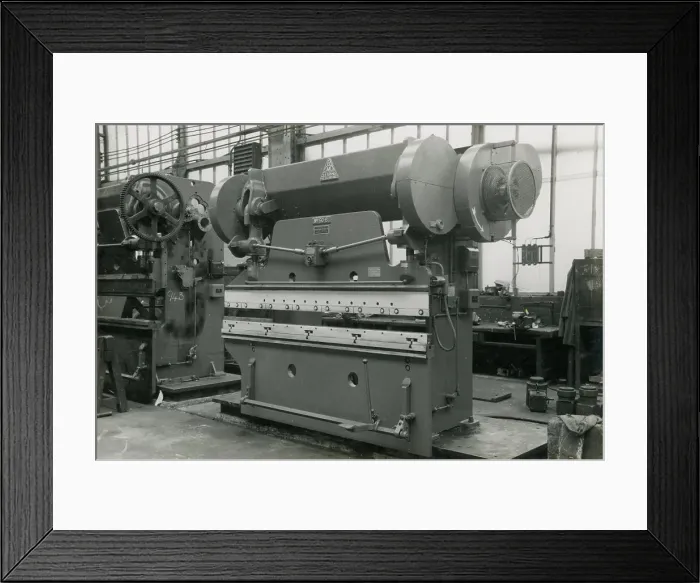 Framed Print : Vickers-Armstrong Elswick Works. Newcastle Upon Tyne Framed Print : Vickers-Armstrong Elswick Works. Newcastle Upon Tyne