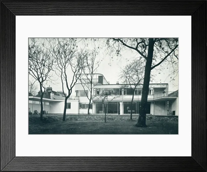 Framed Print : Modernist House In Church Street, Chelsea Framed Print : Modernist House In Church Street, Chelsea