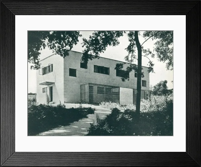 Framed Print : Modernist Cottage, Dartington Hall, Devon Framed Print : Modernist Cottage, Dartington Hall, Devon