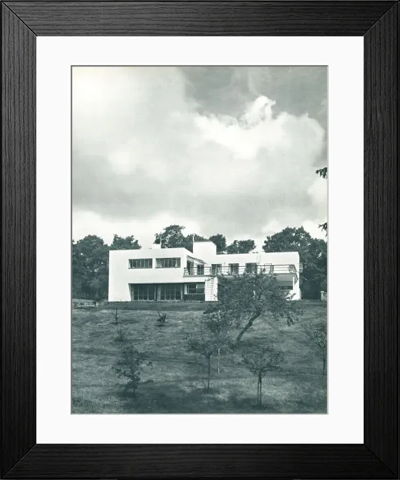 Framed Print : Modernist House, Penselwood, Somerset Framed Print : Modernist House, Penselwood, Somerset
