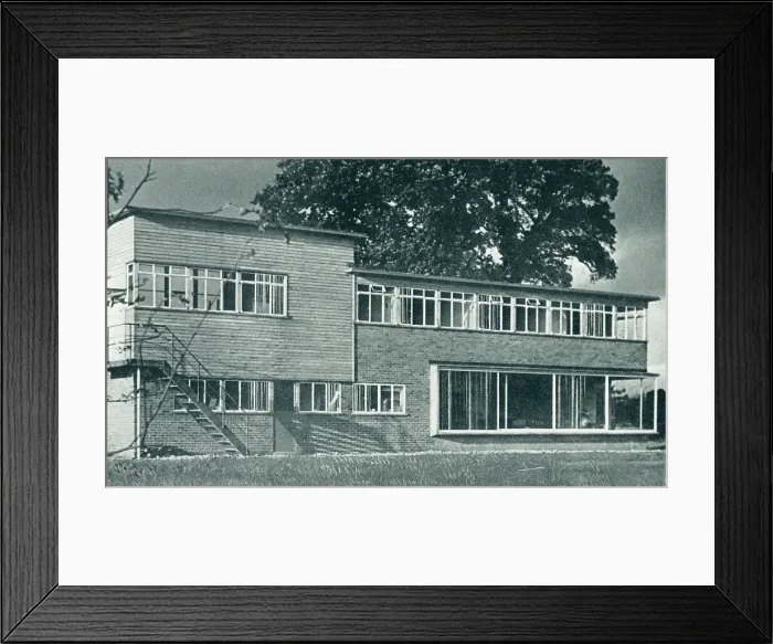 Framed Print : Modernist House, Chipperfield Framed Print : Modernist House, Chipperfield