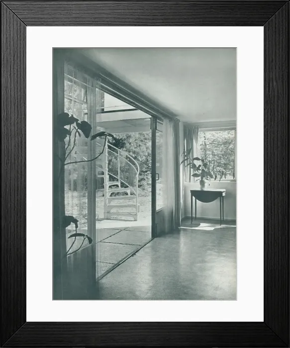 Framed Print : Modernist House, Farnham Common, Interior Framed Print : Modernist House, Farnham Common, Interior