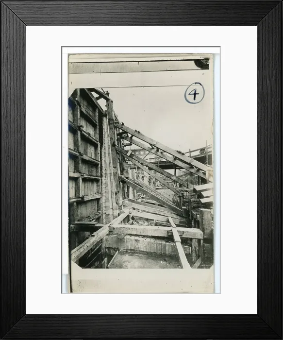 Framed Print : Construction of the Queensway Mersey Tunnel