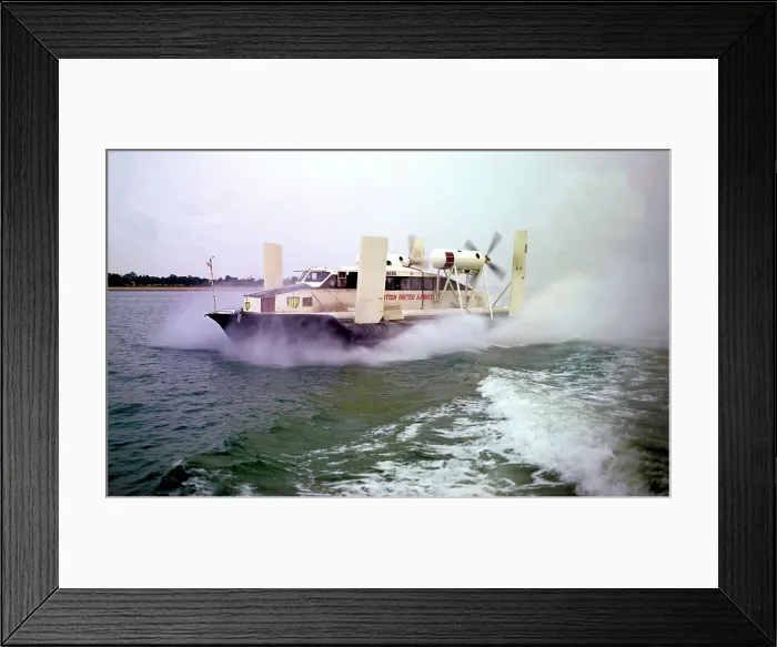 Framed Print : Vickers VA. 3 hovercraft G-15-243 Framed Print : Vickers VA. 3 hovercraft G-15-243