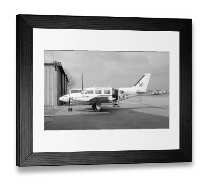 Framed Print : Piper Navajo G-BBPC Framed Print : Piper Navajo G-BBPC