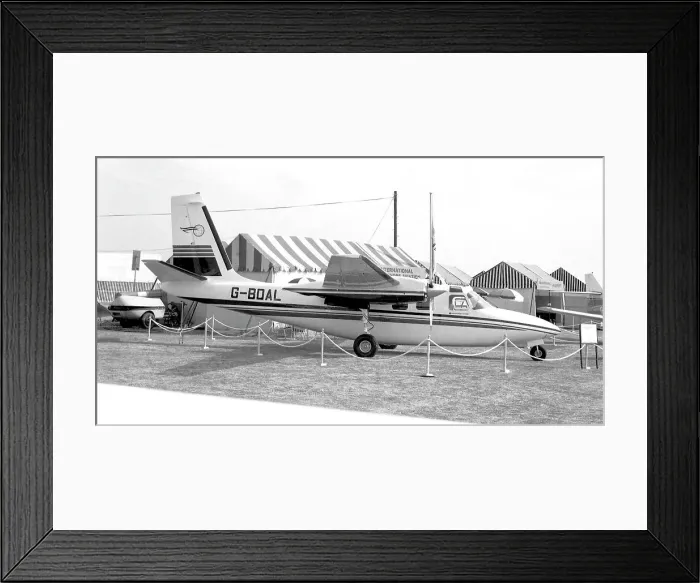 Framed Print : Rockwell 500S Shrike Commander G-BDAL Framed Print : Rockwell 500S Shrike Commander G-BDAL