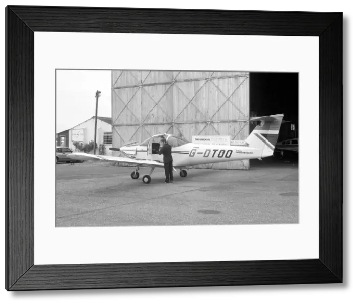 Framed Print : Piper Tomahawk G-DTOO Framed Print : Piper Tomahawk G-DTOO