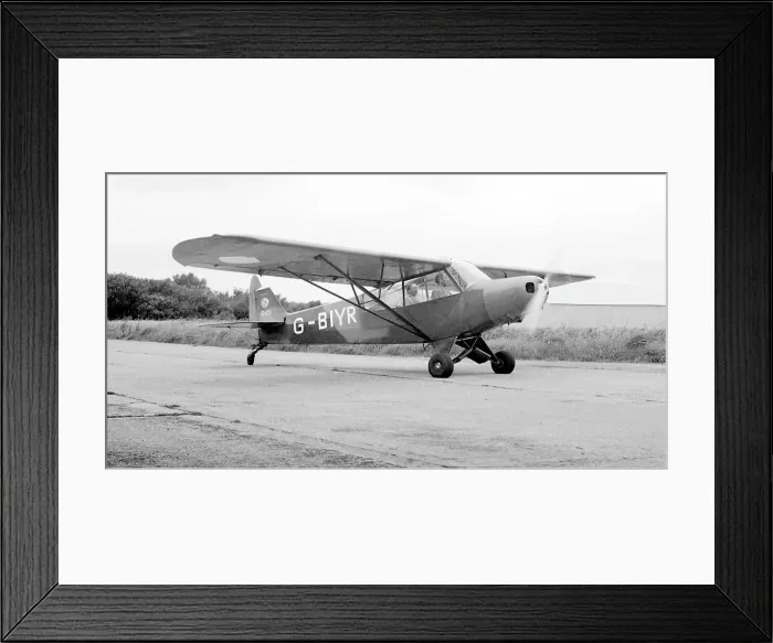 Framed Print : Piper Super Cub G-BIYR Framed Print : Piper Super Cub G-BIYR