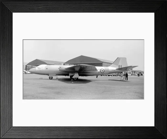 Framed Print : English Electric Canberra T. 4 WT484 Framed Print : English Electric Canberra T. 4 WT484