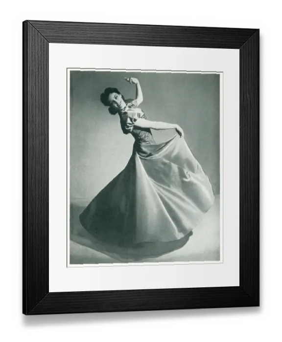 Framed Print : Courtaulds Ltd Advert Photograph Framed Print : Courtaulds Ltd Advert Photograph