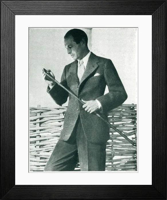 Framed Print : Playing Snooker Framed Print : Playing Snooker