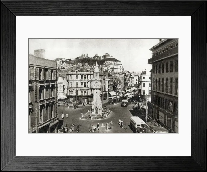 Framed Print : Memorial Clock Tower, Hastings, Sussex Framed Print : Memorial Clock Tower, Hastings, Sussex