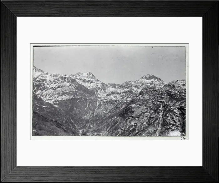 Framed Print : Approaching Nathu La Pass, Sikkim, India, from a fascinating album which reveals new details on a little-known campaign in which a British military force brushed aside Tibetan defences to capture Lhasa, in 1904 Framed Print : Approaching Nathu La Pass, Sikkim, India, from a fascinating album which reveals new details on a little-known campaign in which a British military force brushed aside Tibetan defences to capture Lhasa, in 1904