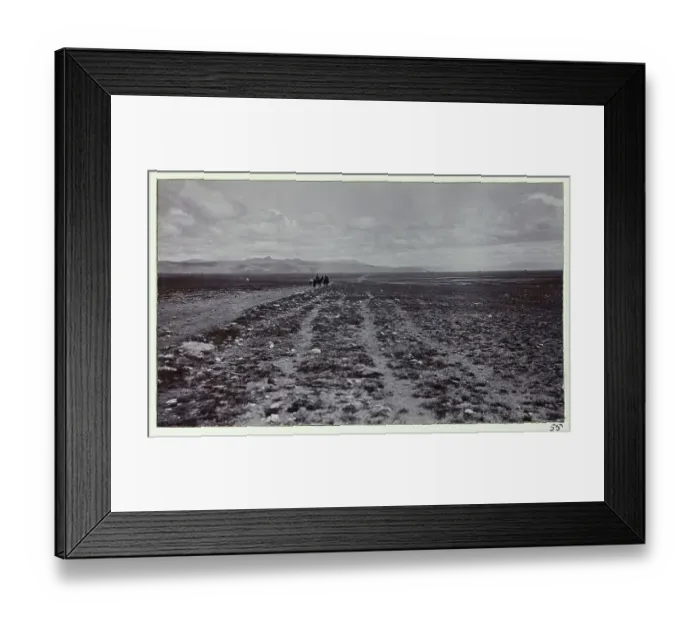 Framed Print : Summit of Tangla mountain range (Tanggula Tangla, Tanglha, or Dangla), looking towards Tuna, from a fascinating album which reveals new details on a little-known campaign in which a British military force brushed aside Tibetan defences to capture Framed Print : Summit of Tangla mountain range (Tanggula Tangla, Tanglha, or Dangla), looking towards Tuna, from a fascinating album which reveals new details on a little-known campaign in which a British military force brushed aside Tibetan defences to capture