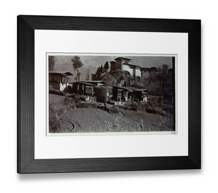 Framed Print : Photograph from a fascinating album which reveals new details on a little-known campaign in which a British military force brushed aside Tibetan defences to capture Lhasa, in 1904 Framed Print : Photograph from a fascinating album which reveals new details on a little-known campaign in which a British military force brushed aside Tibetan defences to capture Lhasa, in 1904
