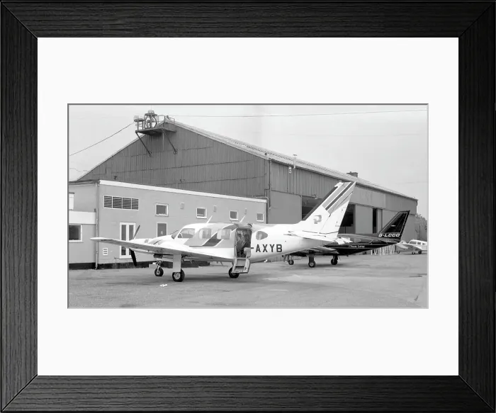Framed Print : Piper Navajo G-AXYB Framed Print : Piper Navajo G-AXYB