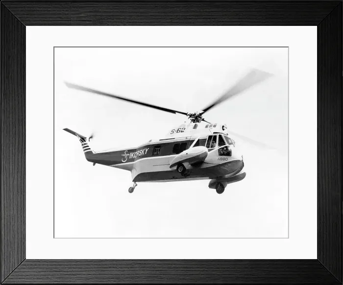 Framed Print : Sikorsky S-62 N880
