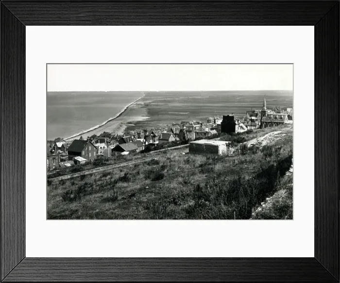 Framed Print : Ault, a commune in the Somme department in Hauts-de-France Framed Print : Ault, a commune in the Somme department in Hauts-de-France
