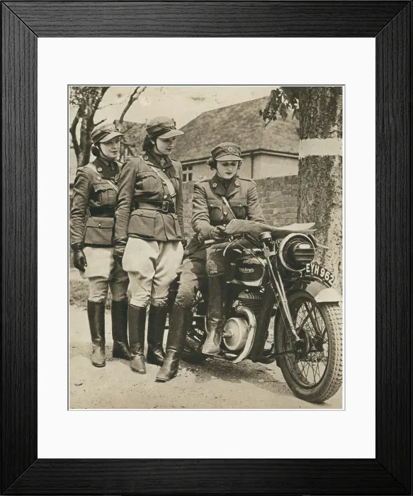 Framed Print : 13809090 Framed Print : 13809090