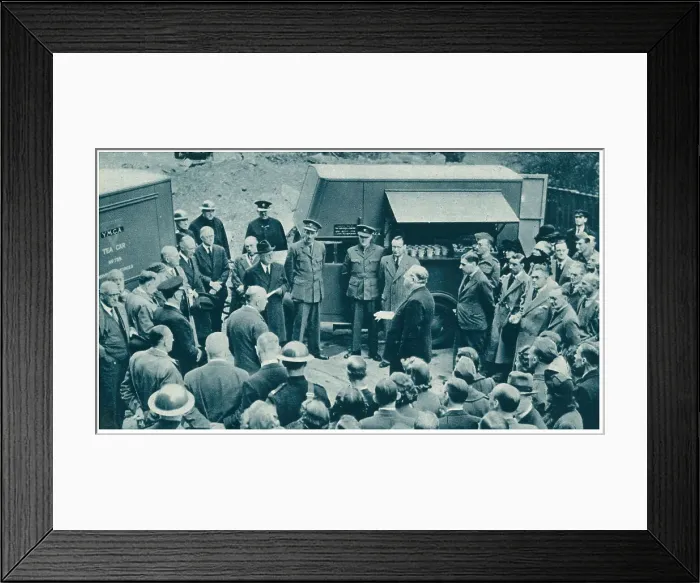 Framed Print : 13809644 Framed Print : 13809644