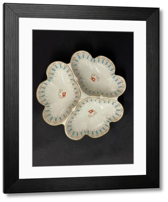 Framed Print : White Star Line, Stonier Wisteria pattern hors d'oeuvre dish Framed Print : White Star Line, Stonier Wisteria pattern hors d'oeuvre dish