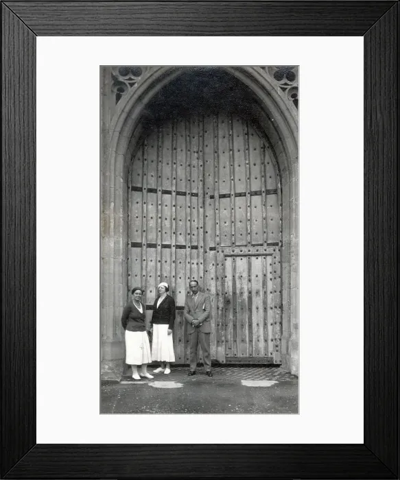Framed Print : Magnificent doors of the Tower at Hampton Court, Leominster Framed Print : Magnificent doors of the Tower at Hampton Court, Leominster