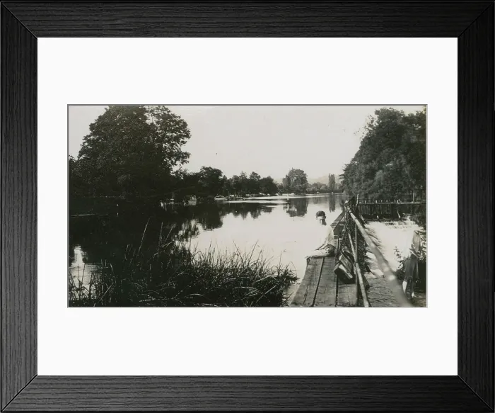 Framed Print : The River Thames above the Weir, Boulter's Lock, Maidenhead Framed Print : The River Thames above the Weir, Boulter's Lock, Maidenhead