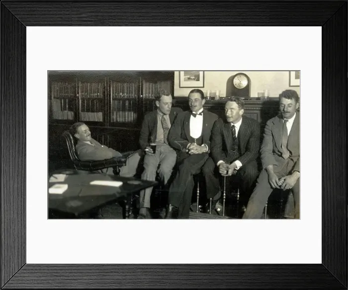Framed Print : Officers of the Welsh Guards at The Albuhera Barracks Framed Print : Officers of the Welsh Guards at The Albuhera Barracks