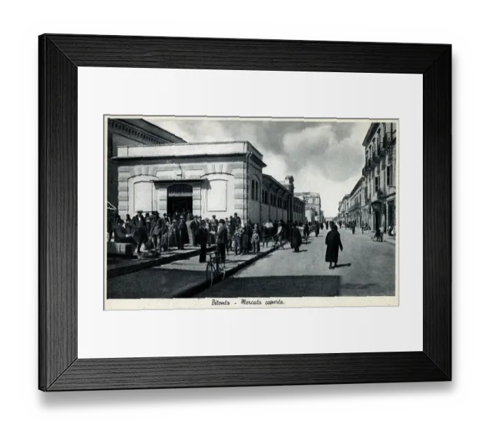 Framed Print : Covered Market (Mercato coperto) at Bitonto, Puglia, Italy Framed Print : Covered Market (Mercato coperto) at Bitonto, Puglia, Italy