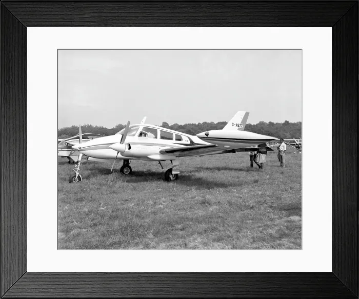 Framed Print : Cessna 310J G-ASZZ Framed Print : Cessna 310J G-ASZZ