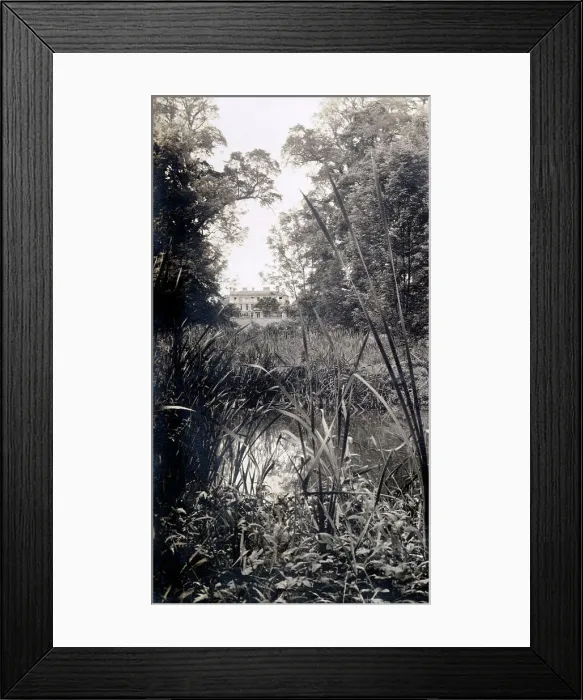 Framed Print : Oddington House, near Stow on the Wold, Gloucestershire Framed Print : Oddington House, near Stow on the Wold, Gloucestershire