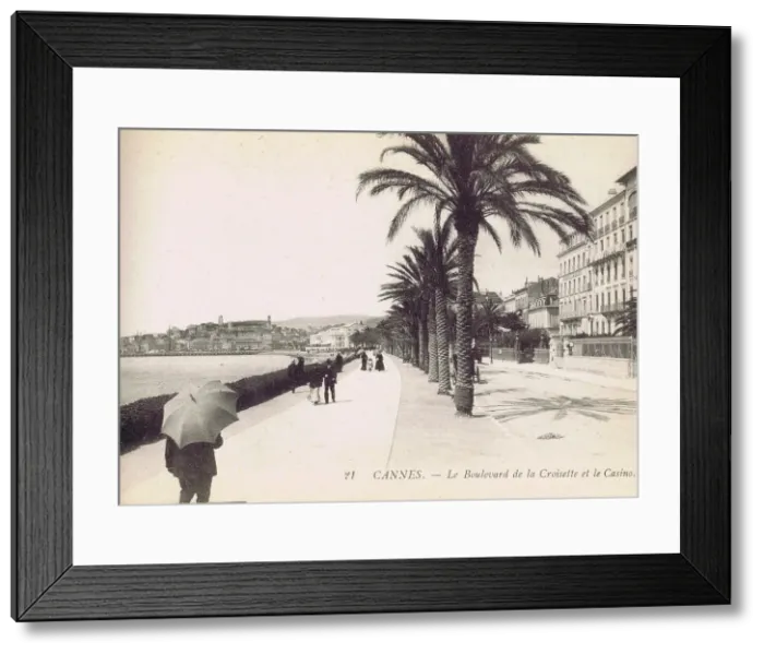Framed Print : A view of the boulevard de la Croisette at Cannes, 1920s Framed Print : A view of the boulevard de la Croisette at Cannes, 1920s