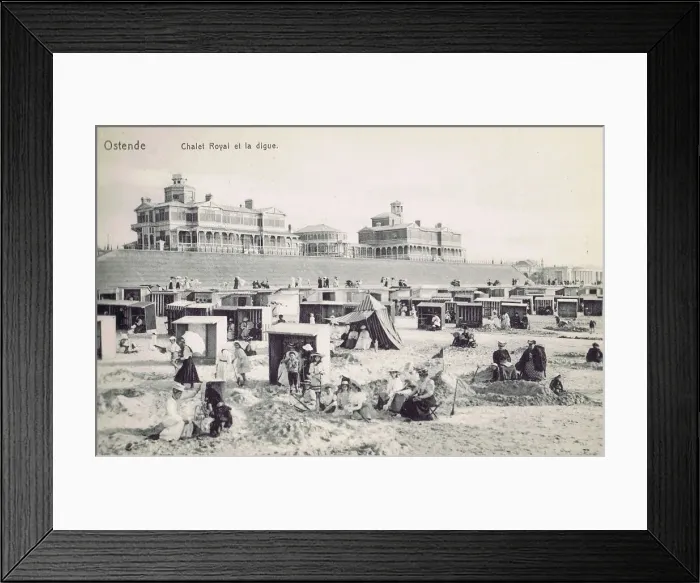 Framed Print : A view of the Chalet Royal and the seafront (La Digue) Framed Print : A view of the Chalet Royal and the seafront (La Digue)