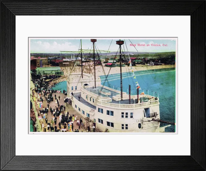 Framed Print : The Ship Hotel or Ship Cafe at Venice Beach, California Framed Print : The Ship Hotel or Ship Cafe at Venice Beach, California