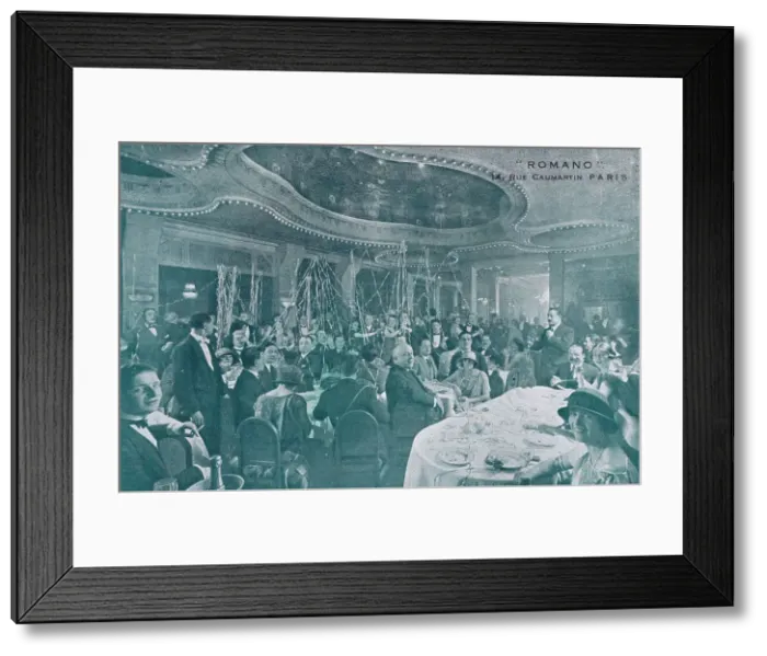 Framed Print : A party taking place at Romano restaurant, Paris, 1920s