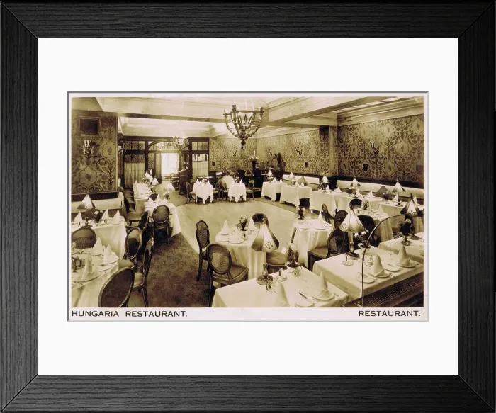 Framed Print : The interior of the Hungaria Restaurant, London, 1920s Framed Print : The interior of the Hungaria Restaurant, London, 1920s