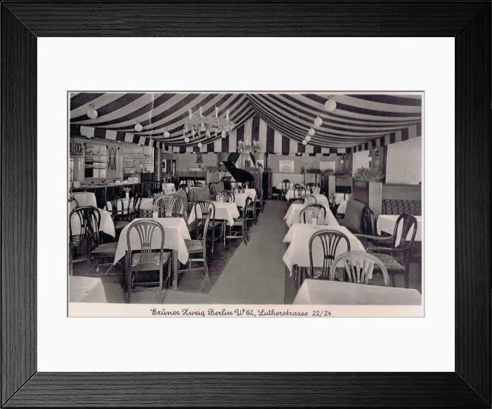 Framed Print : Gruner Zweig restaurant in the Scala Theatre, Berlin, 1920s Framed Print : Gruner Zweig restaurant in the Scala Theatre, Berlin, 1920s