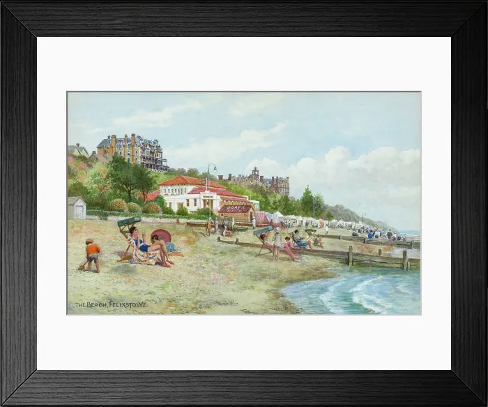 Framed Print : Beach at Felixstowe, Suffolk Framed Print : Beach at Felixstowe, Suffolk